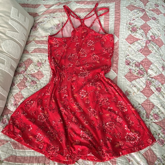 Sundress - Picture 2 of 3